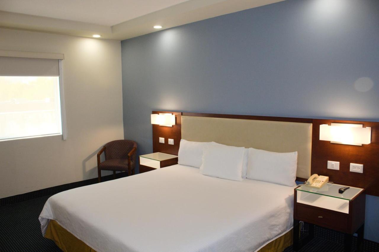 Best Western Santorin Ciudad Victoria Εξωτερικό φωτογραφία