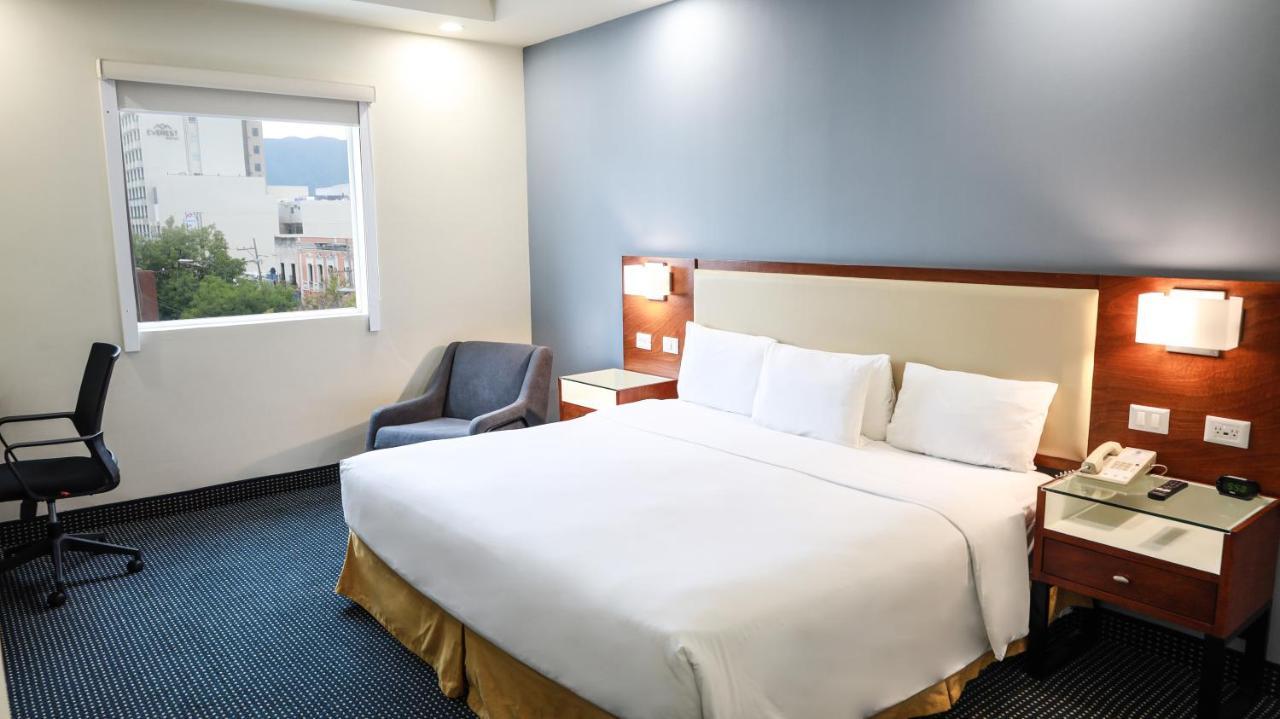 Best Western Santorin Ciudad Victoria Εξωτερικό φωτογραφία