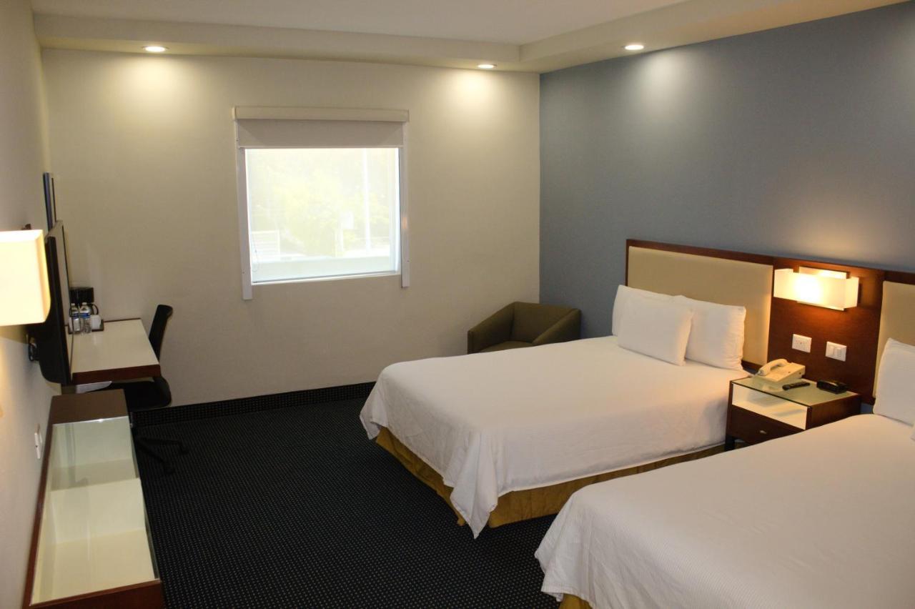 Best Western Santorin Ciudad Victoria Εξωτερικό φωτογραφία