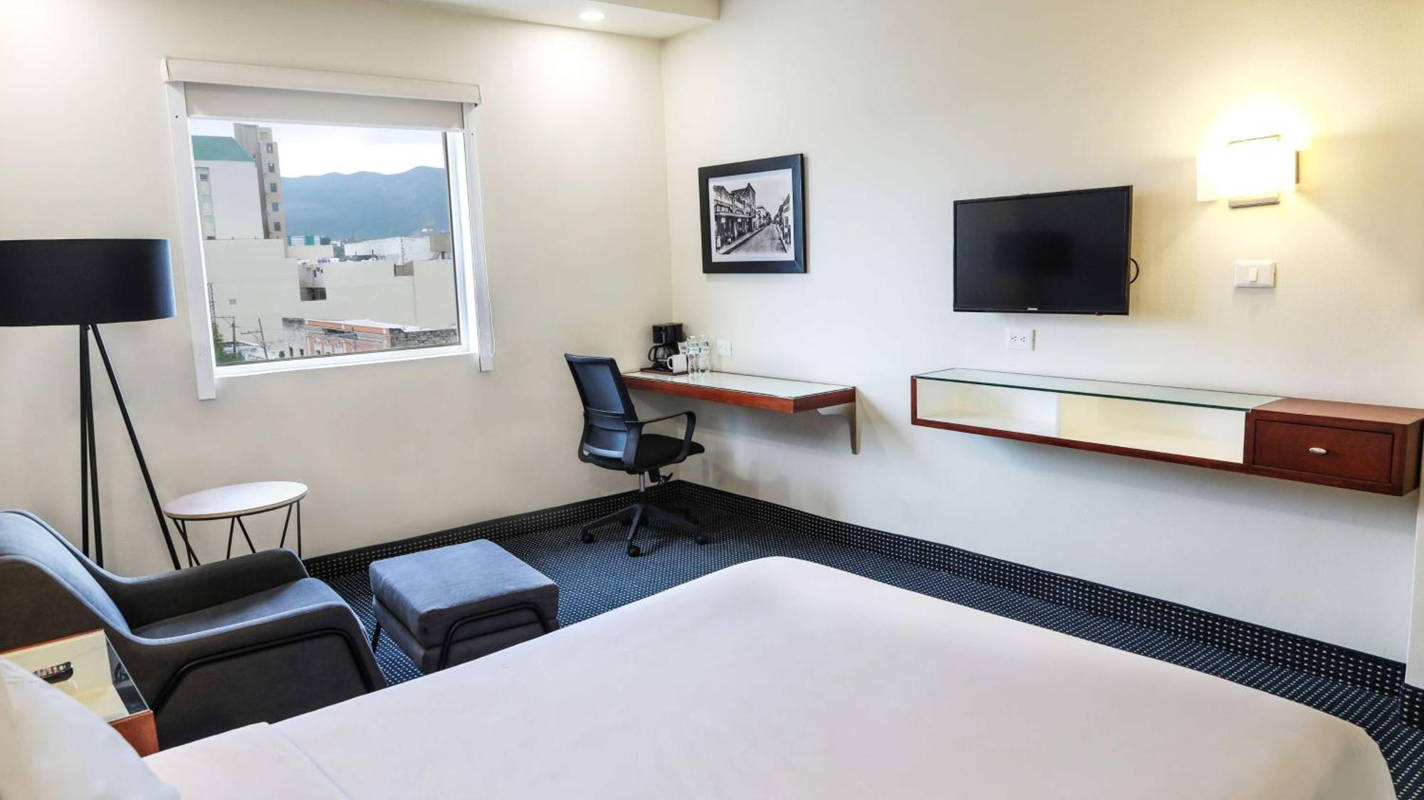 Best Western Santorin Ciudad Victoria Εξωτερικό φωτογραφία