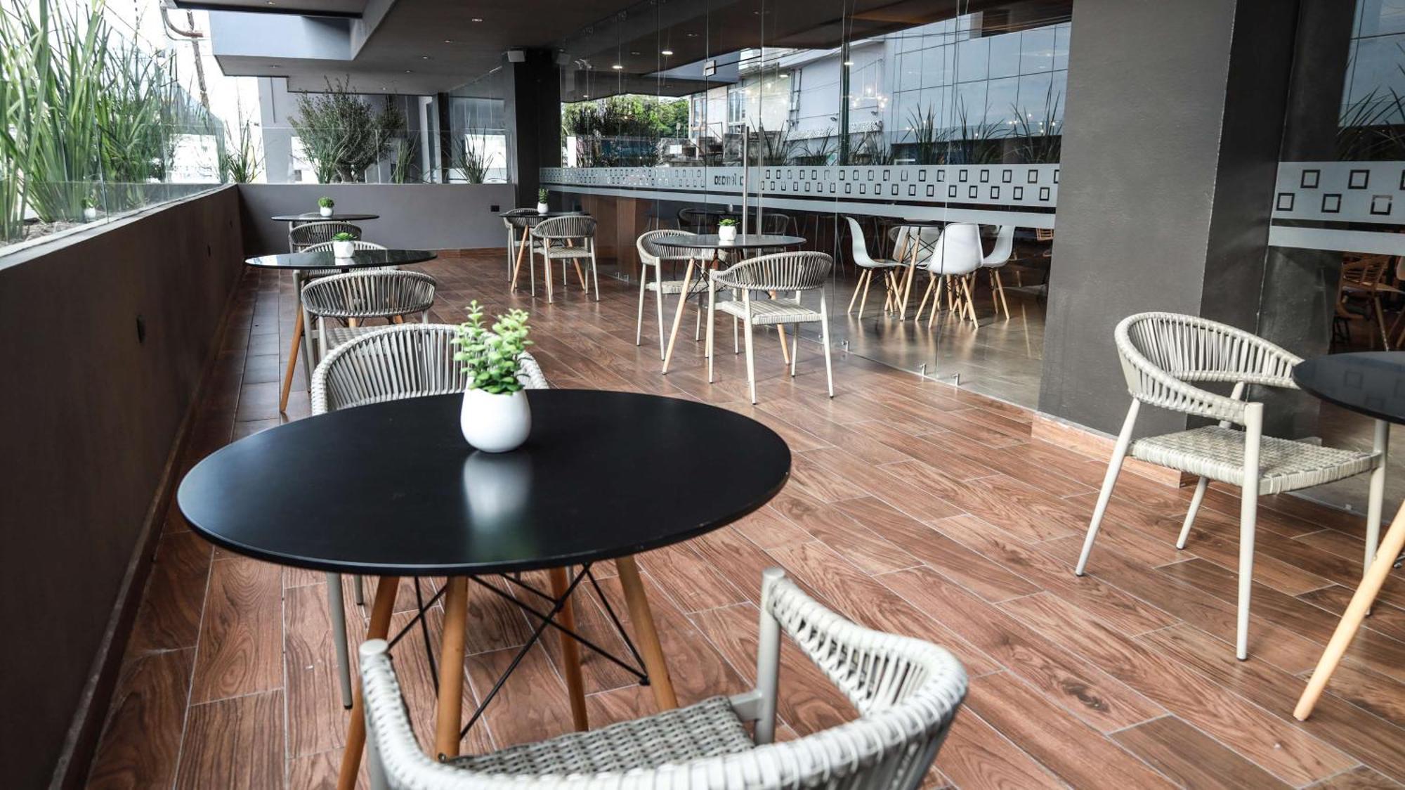 Best Western Santorin Ciudad Victoria Εξωτερικό φωτογραφία