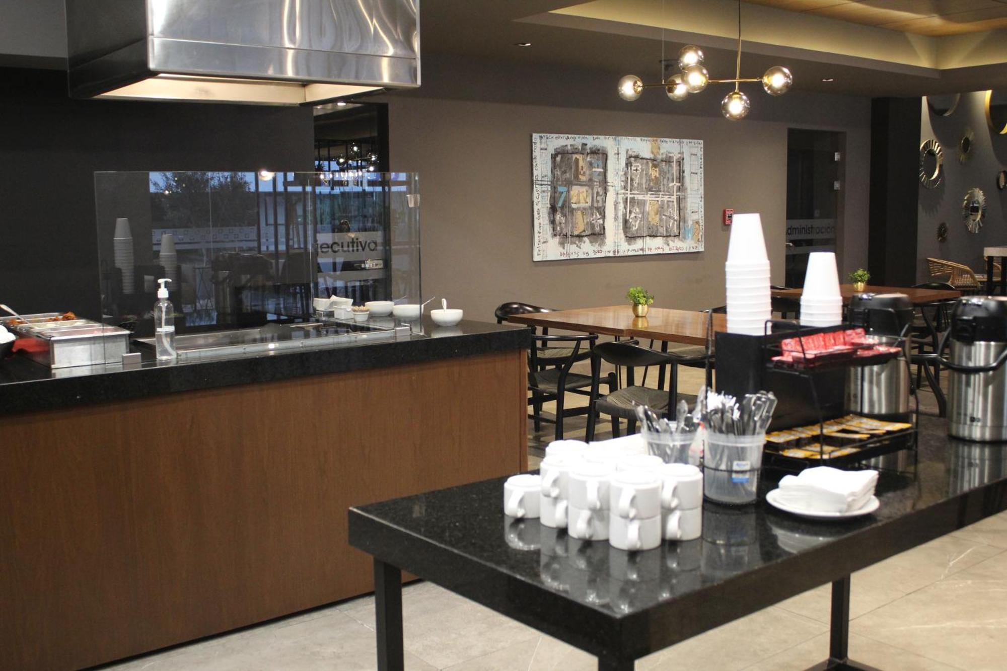 Best Western Santorin Ciudad Victoria Εξωτερικό φωτογραφία