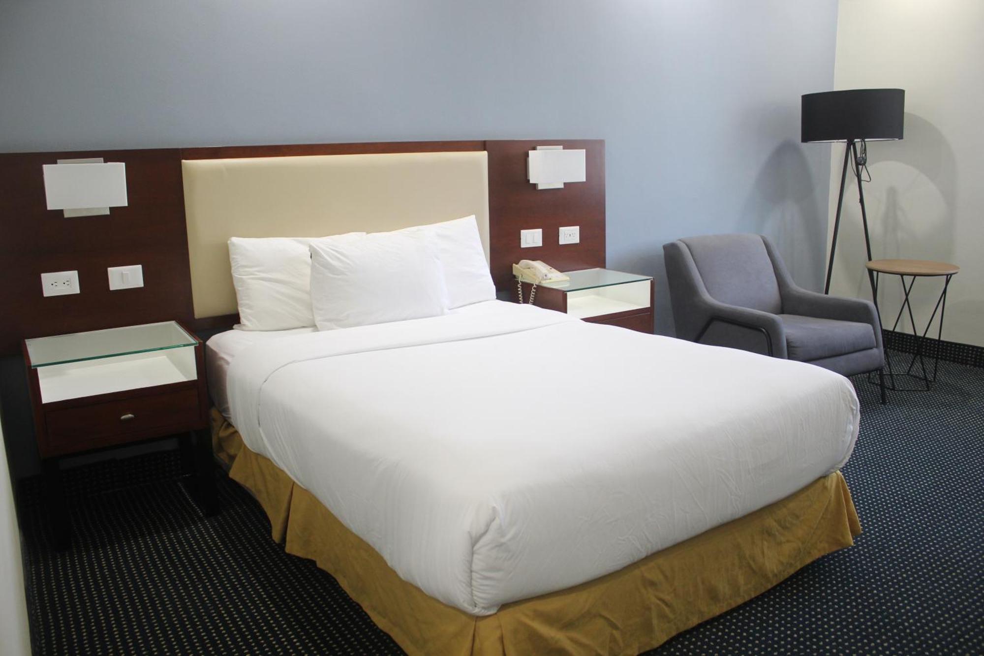 Best Western Santorin Ciudad Victoria Εξωτερικό φωτογραφία