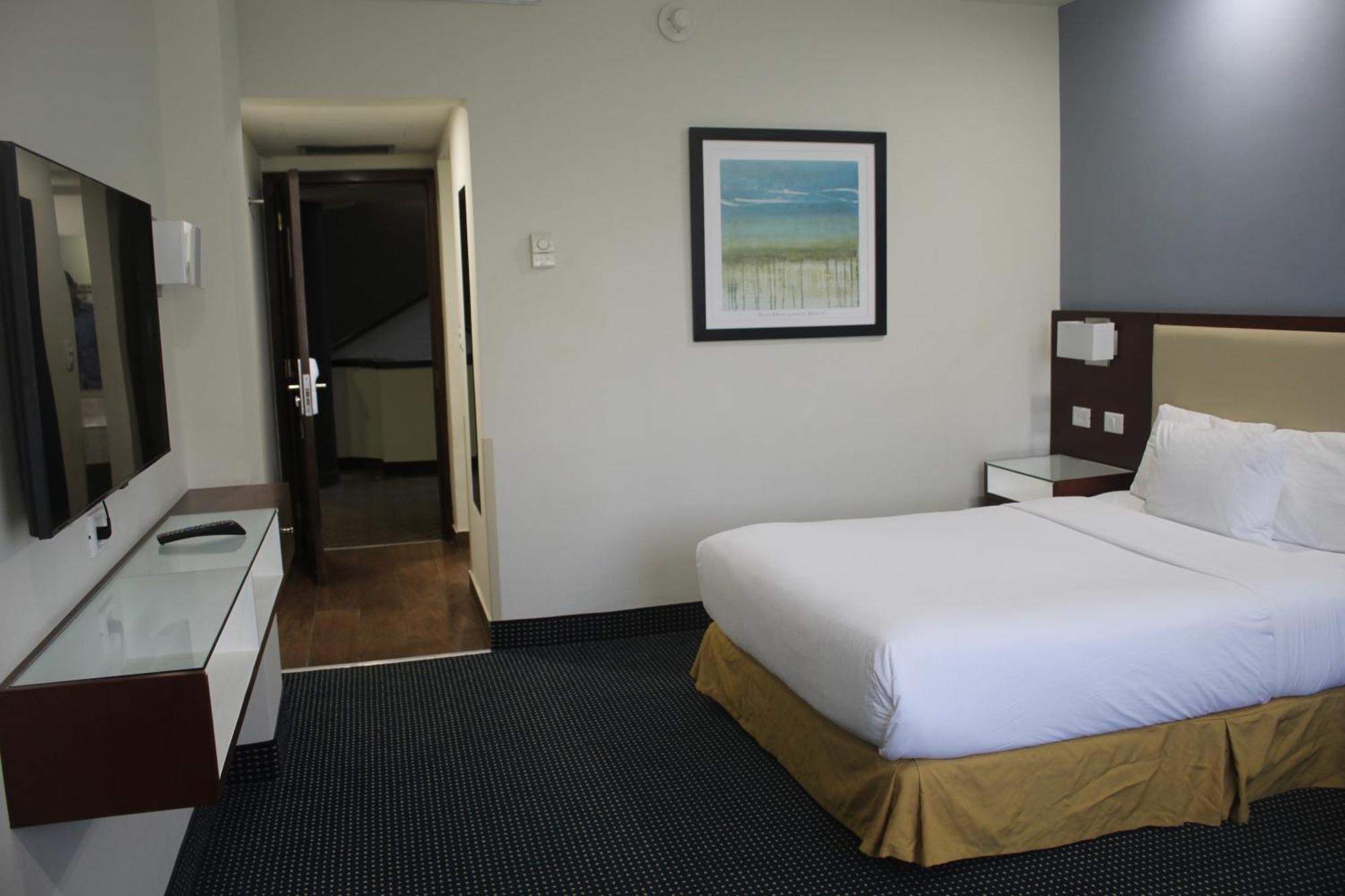 Best Western Santorin Ciudad Victoria Εξωτερικό φωτογραφία